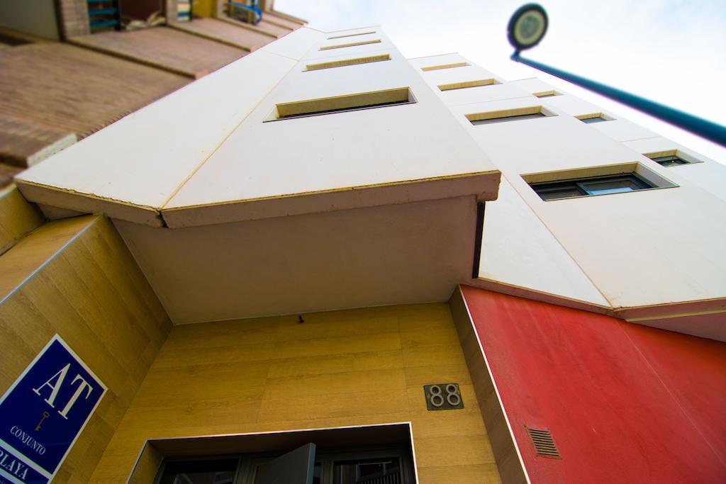 Apartamentos 16:9 Playa Suites 알메리아 외부 사진